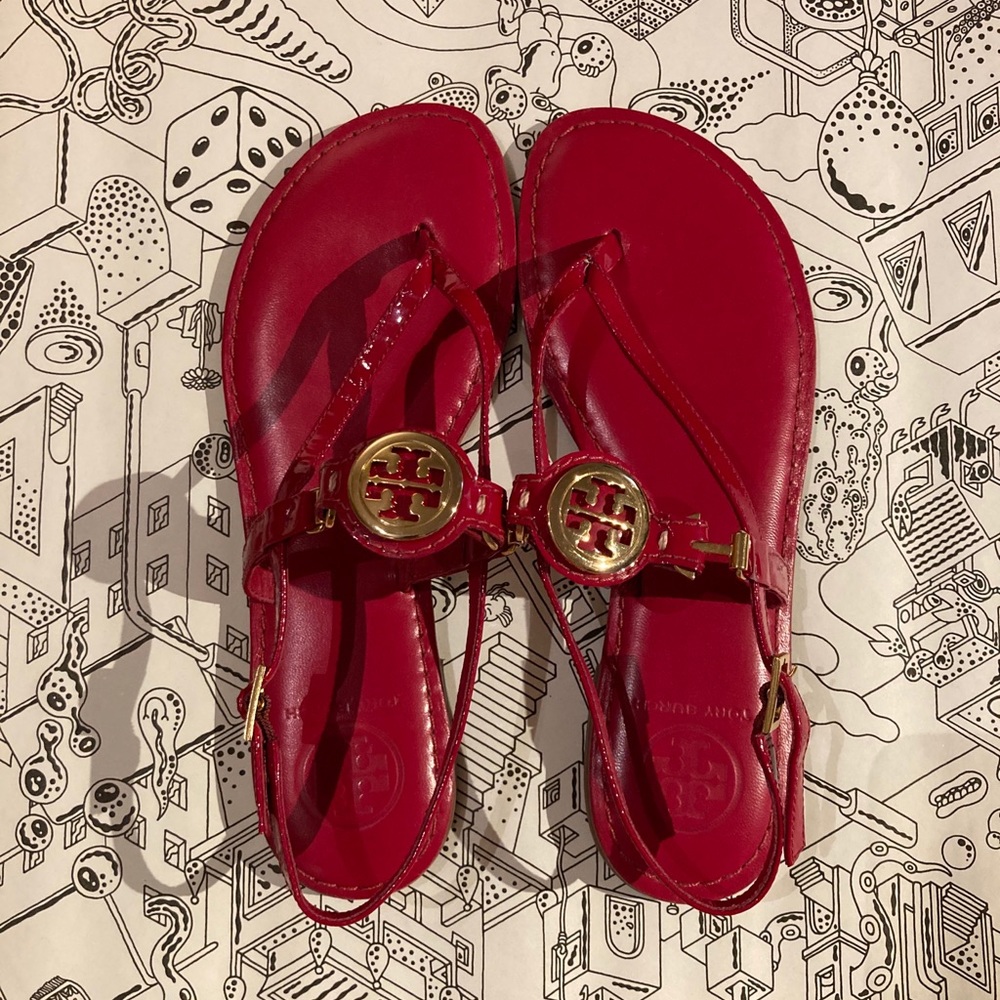Tory Burch thong sandals. Size 6.5